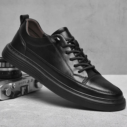 Veyron | Men’s Low-Top Sneakers with Tonal Stitching