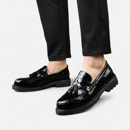Antonio | Men’s Loafers – Vintage Fringe Elegance