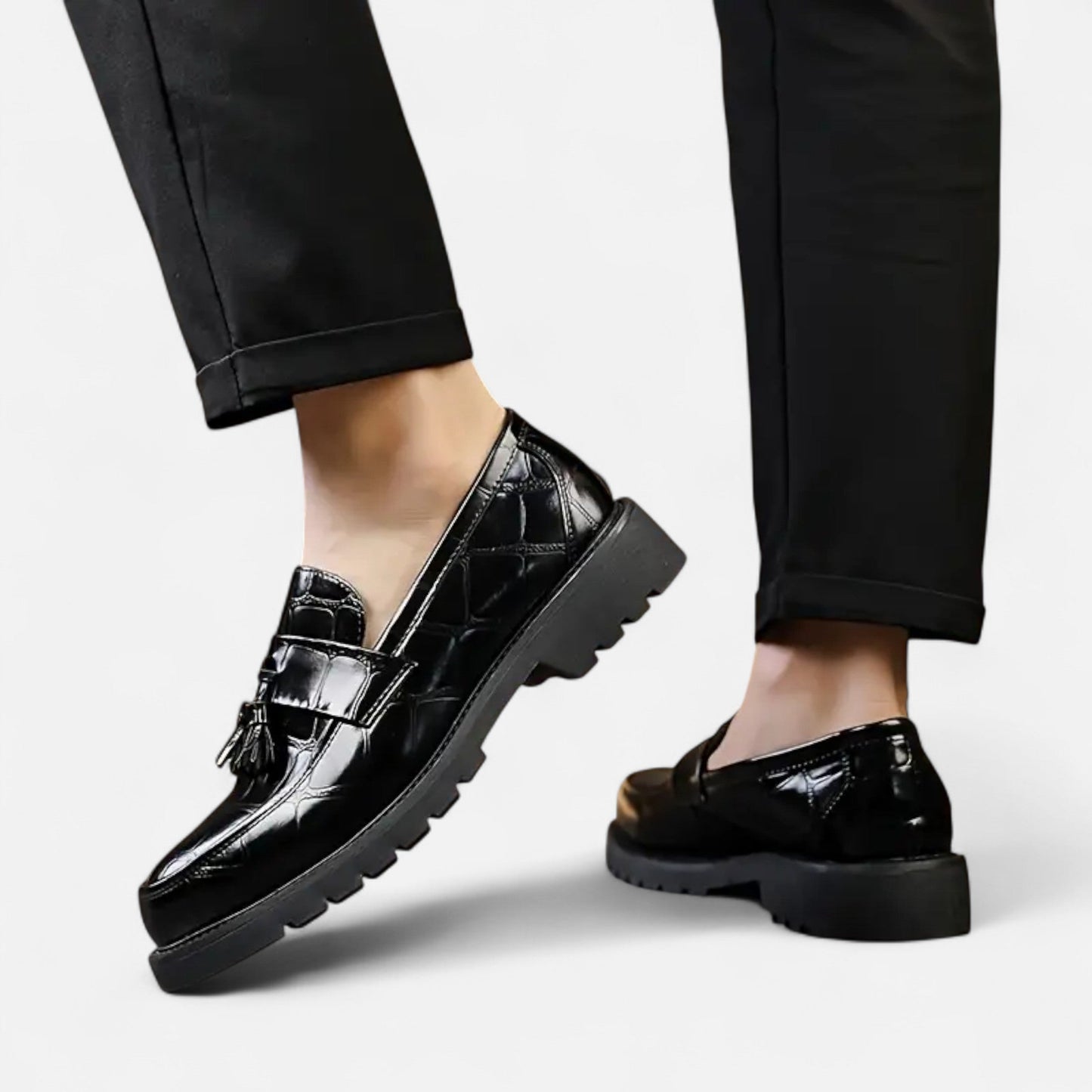 Antonio | Men’s Loafers – Vintage Fringe Elegance